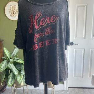 Cold shoulder “Here for the Beer” t-shirt, size M